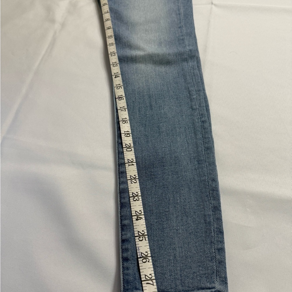 American Eagle Outfitters Blue Skinny Jeans with Faded Wash - Picture 4 of 7